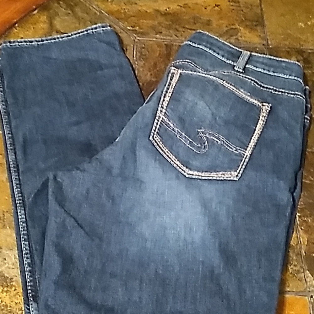 Silver jeans sz 16/34 suki straight